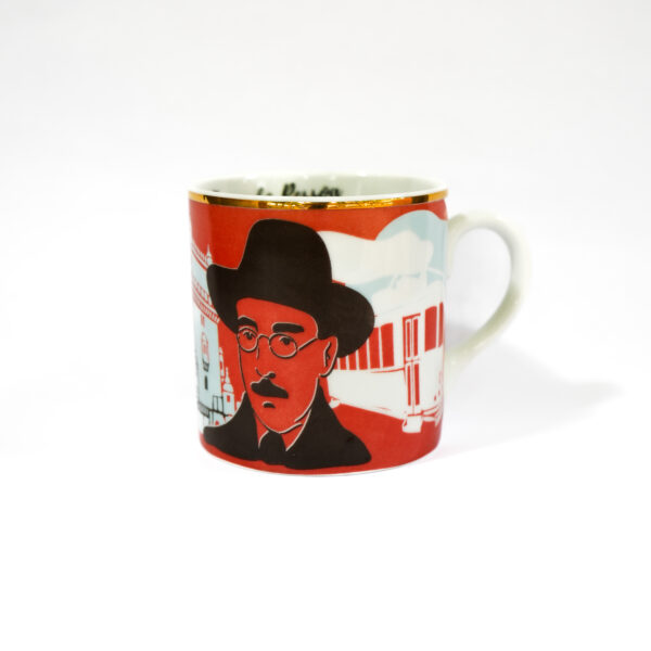 Caneca Fernando Pessoa + Curso O Banqueiro Anarquista - Coleção Café com Pensadores - Image 5