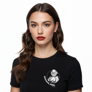 Camiseta Feminina Preta "Desculpa, errei" – Karl Marx